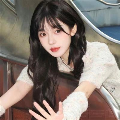 攀岩女孩儿